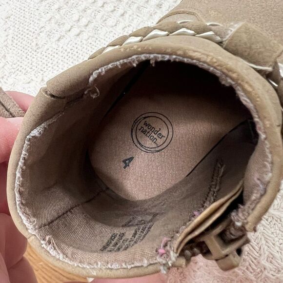Wonder Nation Toddler Baby Girl Boots Sz 4 Tan Tassel Booties - Picture 9 of 9